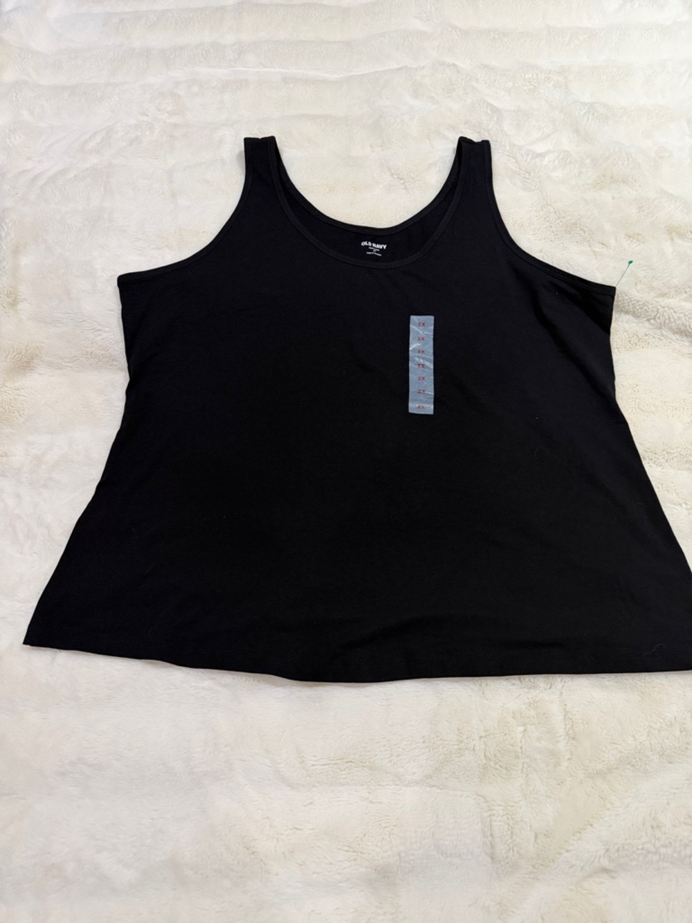 Old Navy Black Scoop-Neck Tank Top - Women's
